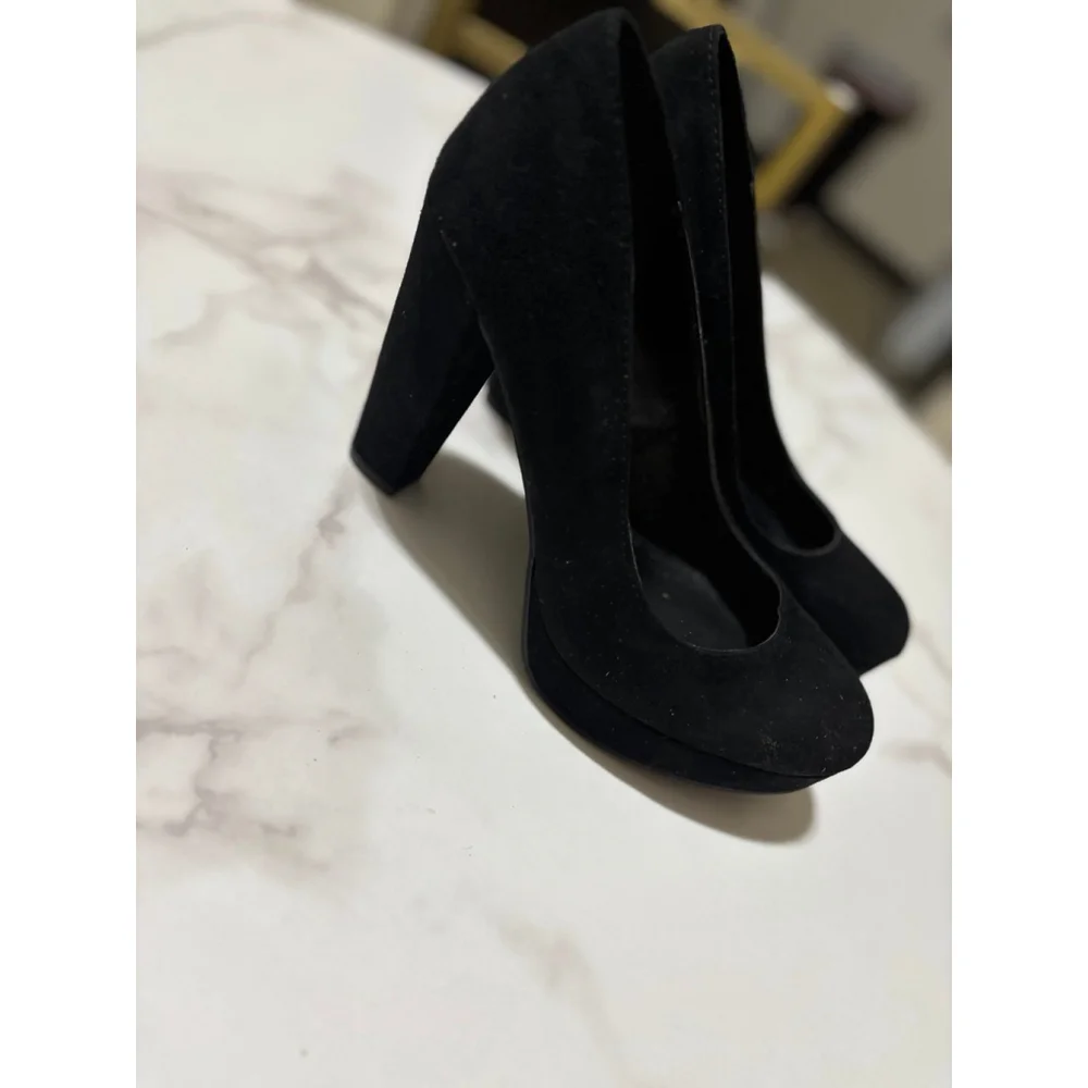 Candies Heels - Picture 2 of 5